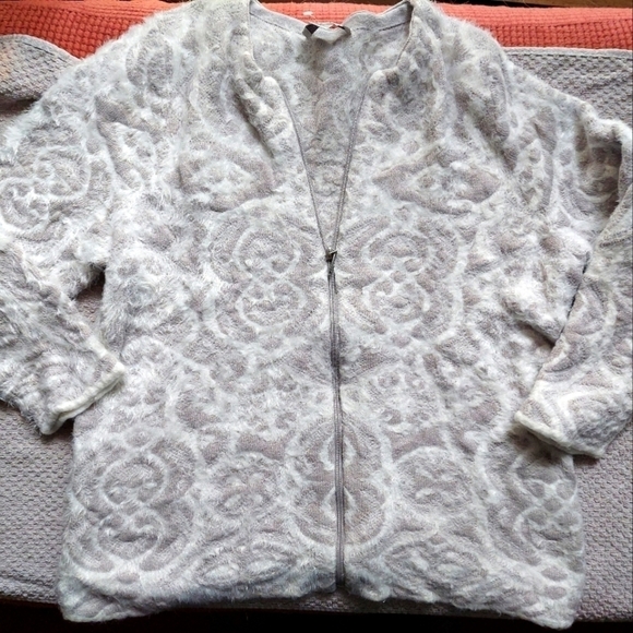 C J Banks Zip-up Gray/White Cardigan.  Size X - Picture 1 of 8